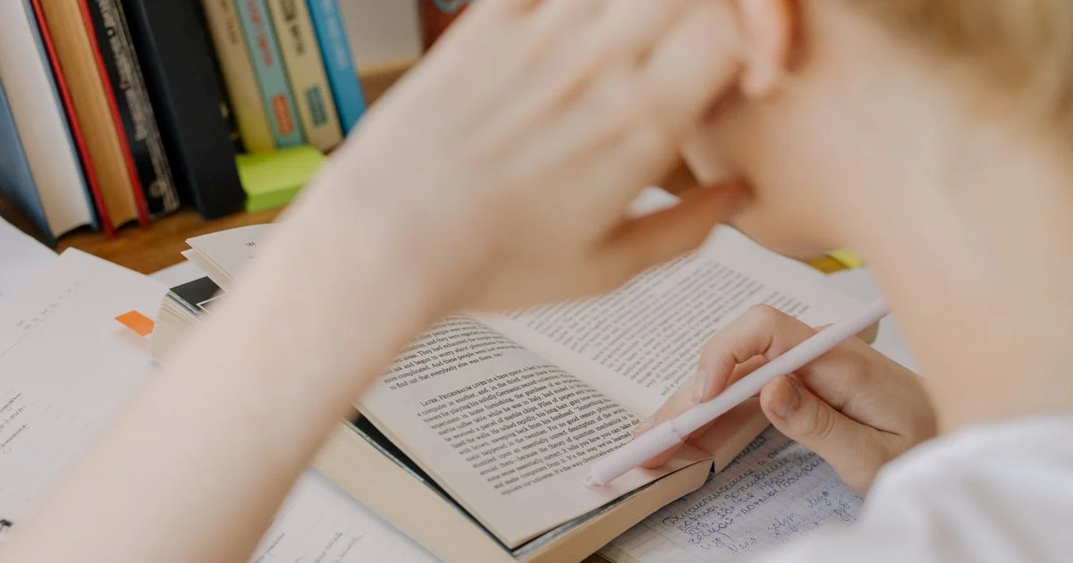 Cara Membantu Siswa yang Kesulitan Memahami Pelajaran di Kelas