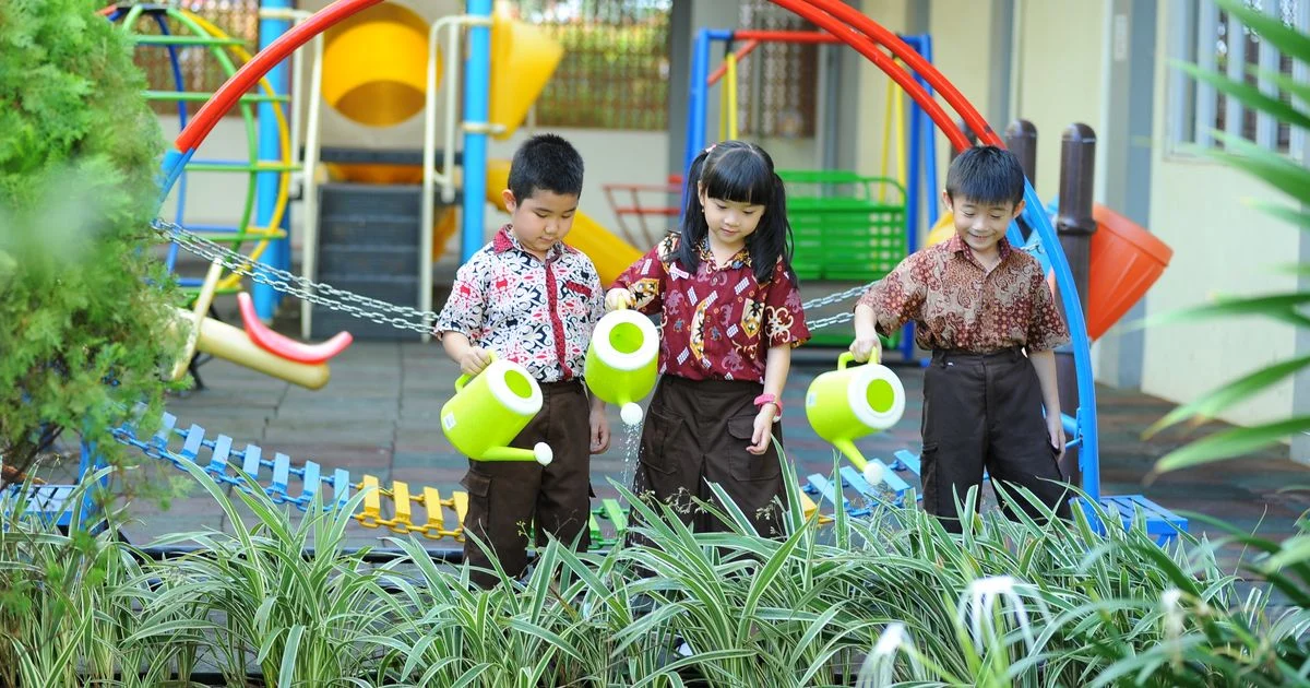 Sikap yang Harus Dimiliki Calon Pendidik untuk Menjadi Guru Profesional